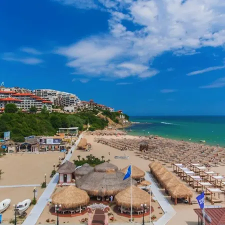 شقة бадемите 2 б 11 Two Bedroom سفيتي فلاس