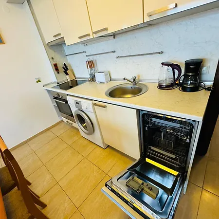 бадемите 2 б 11 Two Bedroom شقة سفيتي فلاس