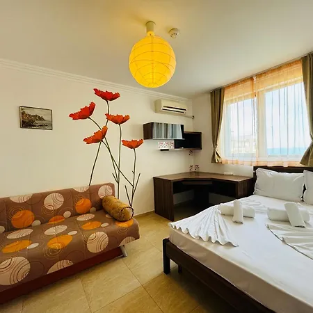 דירה бадемите 2 б 11 Two Bedroom סבטי ולאס